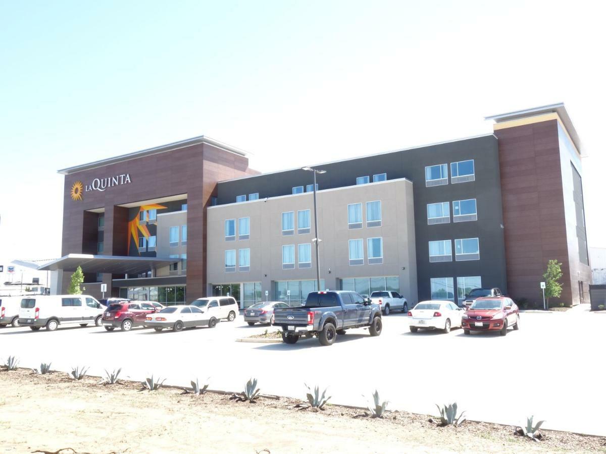 Hotel La Quinta By Wyndham Alamo City